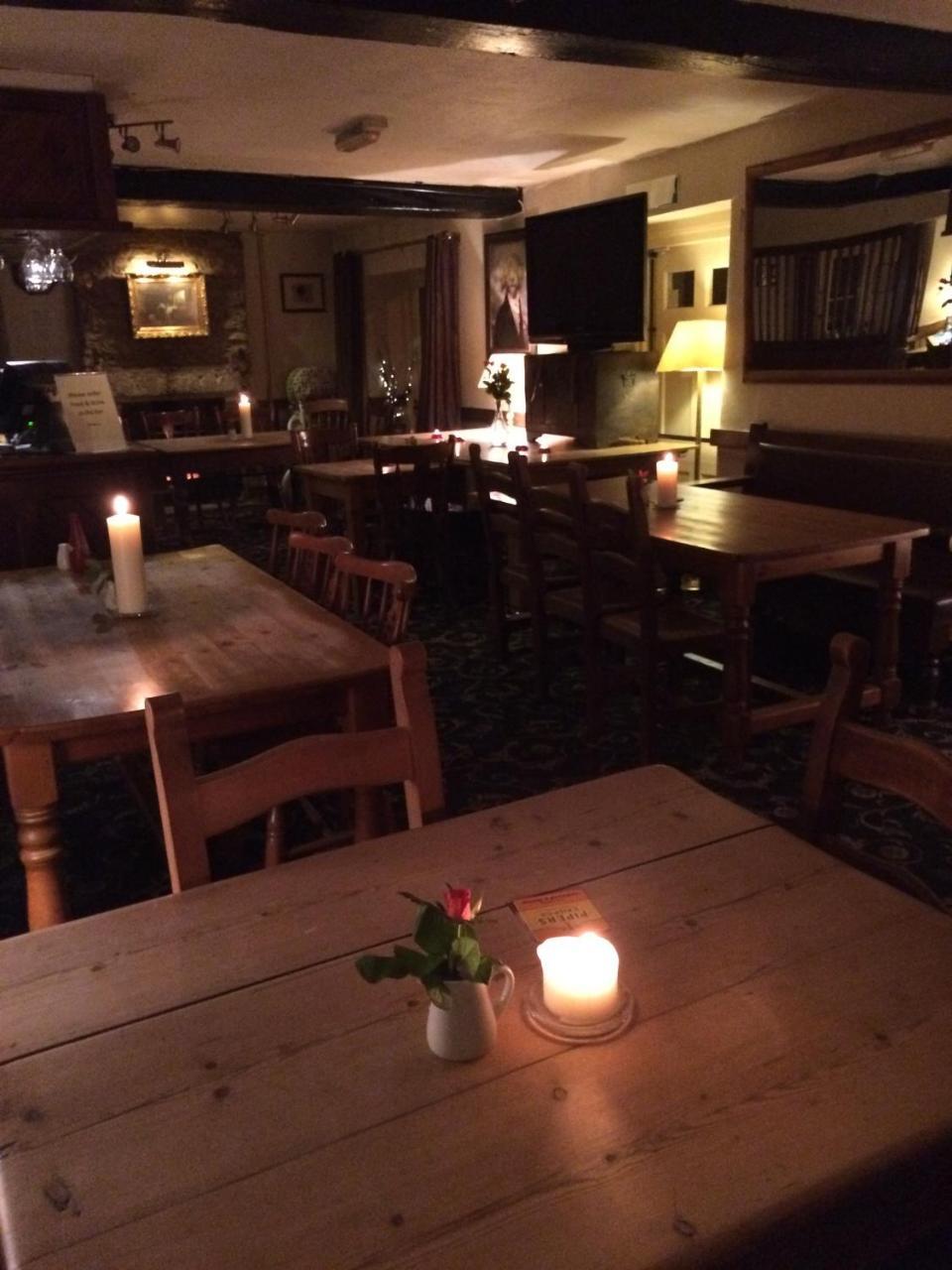 Hotel The Radnor Arms Malmesbury Exteriér fotografie